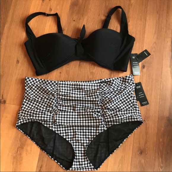 torrid Other - NWT Torrid size 4 bathing suit top & bottom